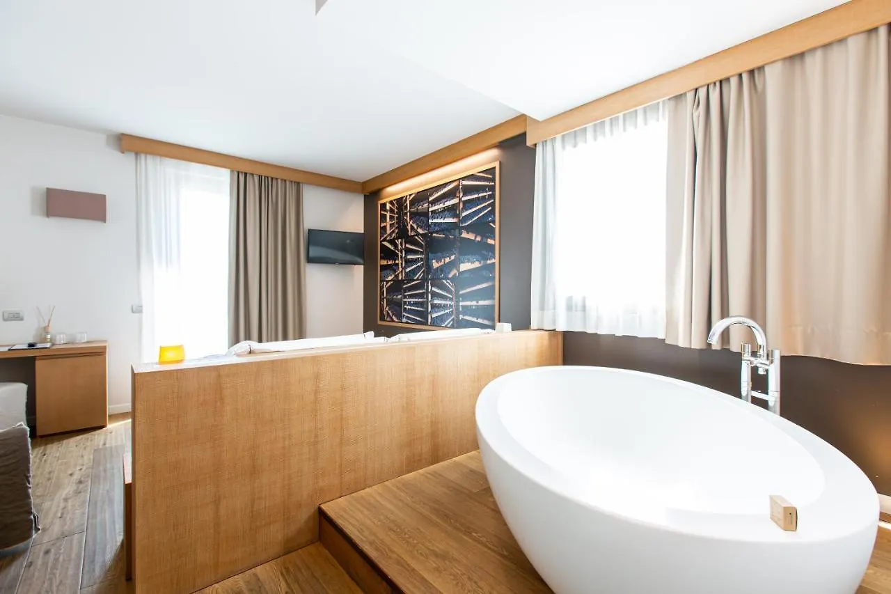 Wine Hotel Retici Balzi Poggiridenti