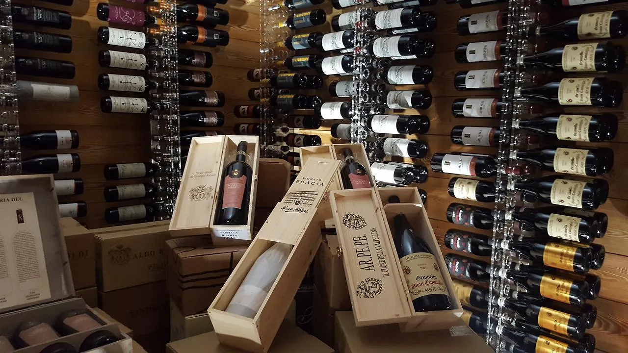Wine Hotel Retici Balzi Poggiridenti İtalya